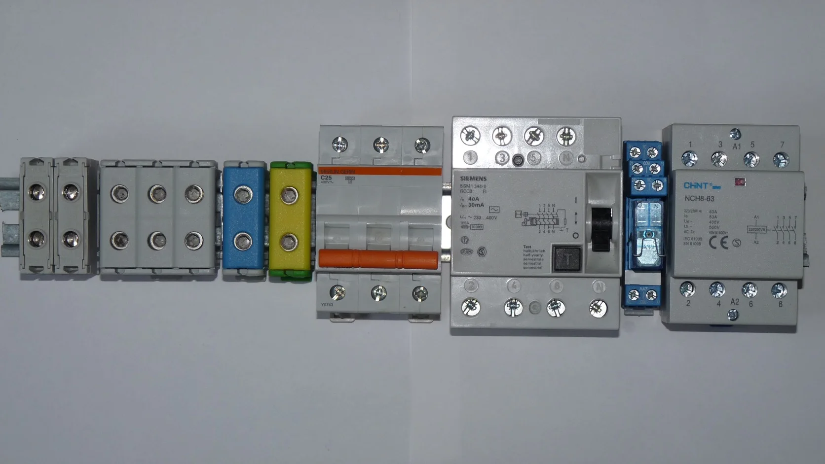 Designing Protected DC Power Inputs for Industrial SBCs
